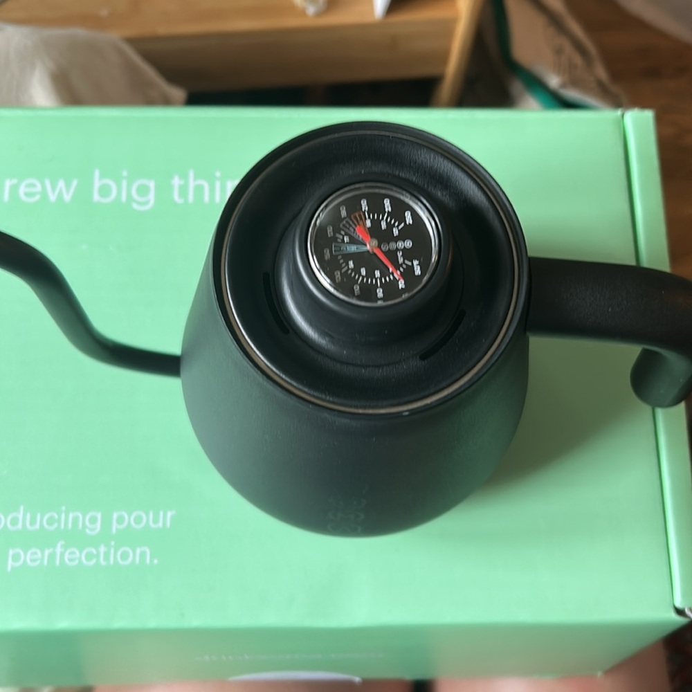 Soma Black Gooseneck Kettle - Picture 2 of 6
